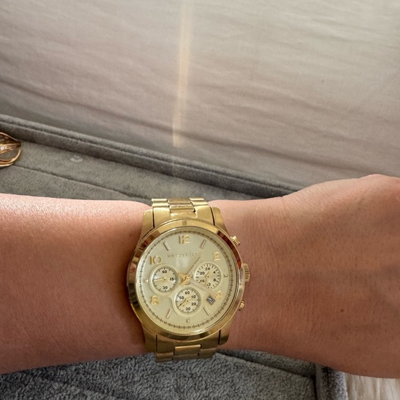 Michael Kors Runway Gold-Tone Watch - Picture 5 of 6